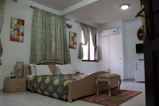 Deluxe Room - Image 1